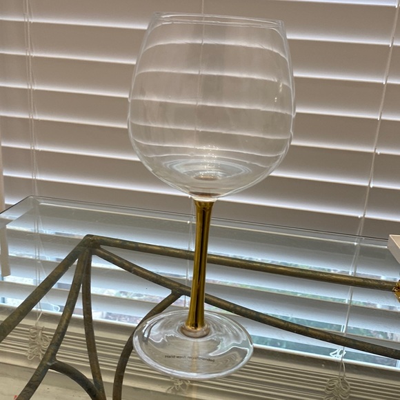 Gold stem glassware - Picture 1 of 9